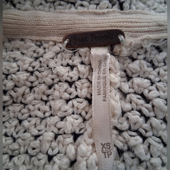 Free People/ Love Me Tender/ Hooded Knit Cardigan/ Fringe/ Size US XS - Picture 8 of 12